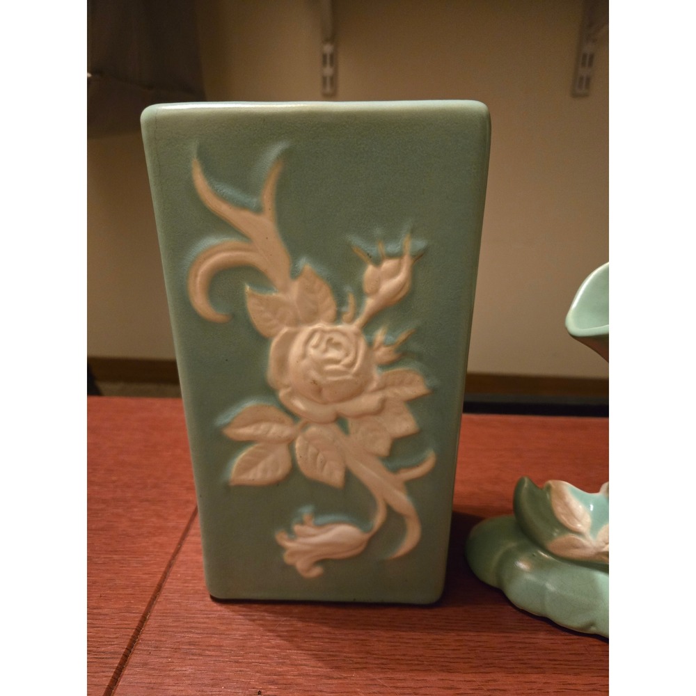 Vintage 1930s Weller Pottery Cameo Rose Set -Rectangular Vase & Cornucopia Vase - Picture 2 of 9